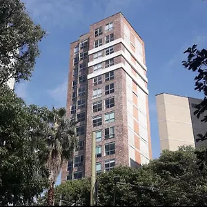 San Peter Aparta En La 70 Laureles Apartamento Medellín