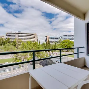 https://talia-pool-city-center-vilamoura.hotelaalgarve.com